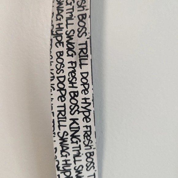 Urban  Heritage Skater Graffiti Newspaper Print Faux Leather Belts - Size Large - Picture 9 of 11